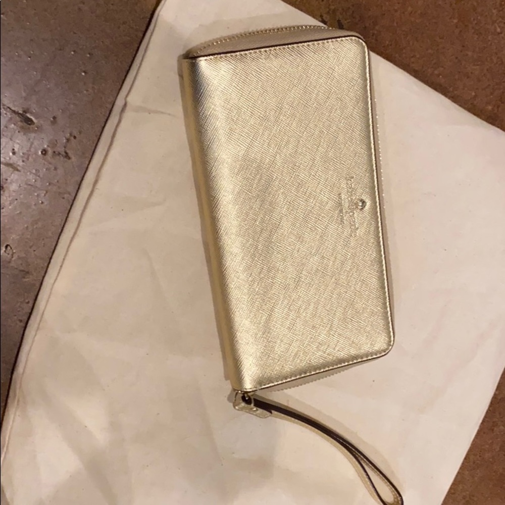 Brand New Kate Spade wristlet